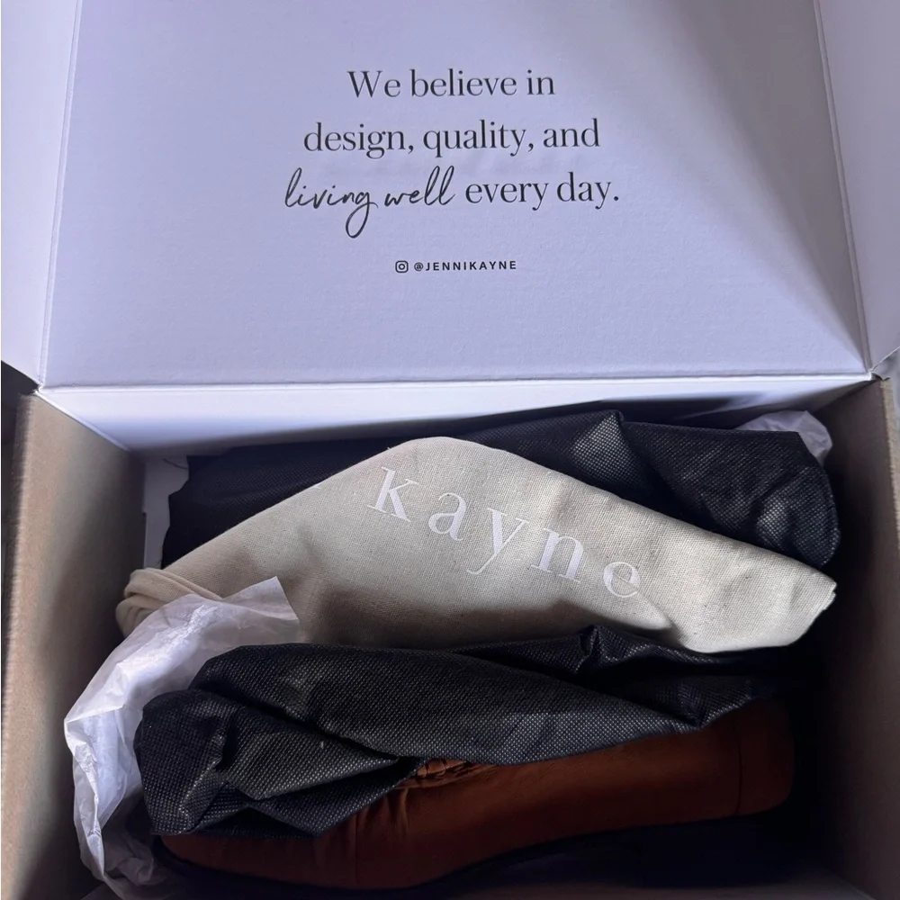 Jenni Kayne Dylan Brown Leather Shoes in Box with Beige Dust Bag